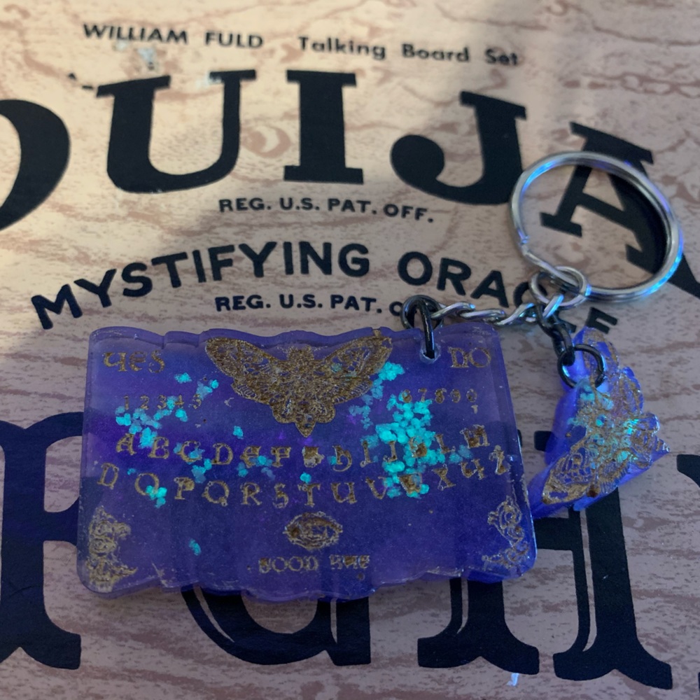 ouija board keychain